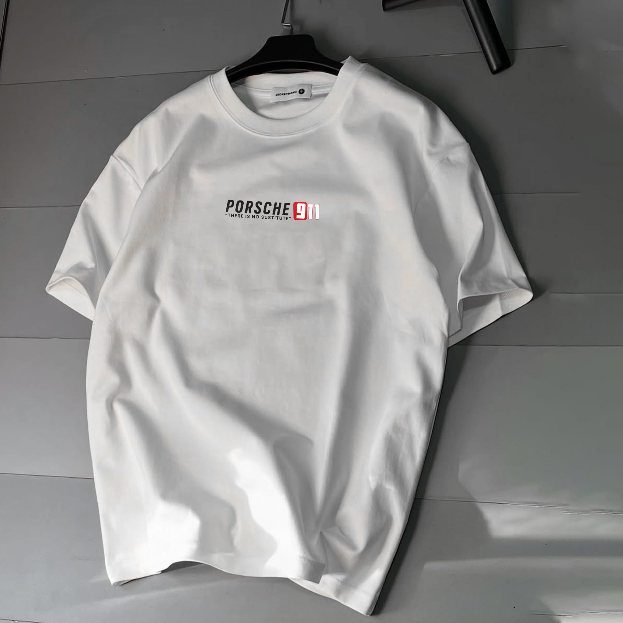 White 911 - Image 2